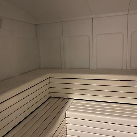 Apt Oly Magnolia Lägenhet
